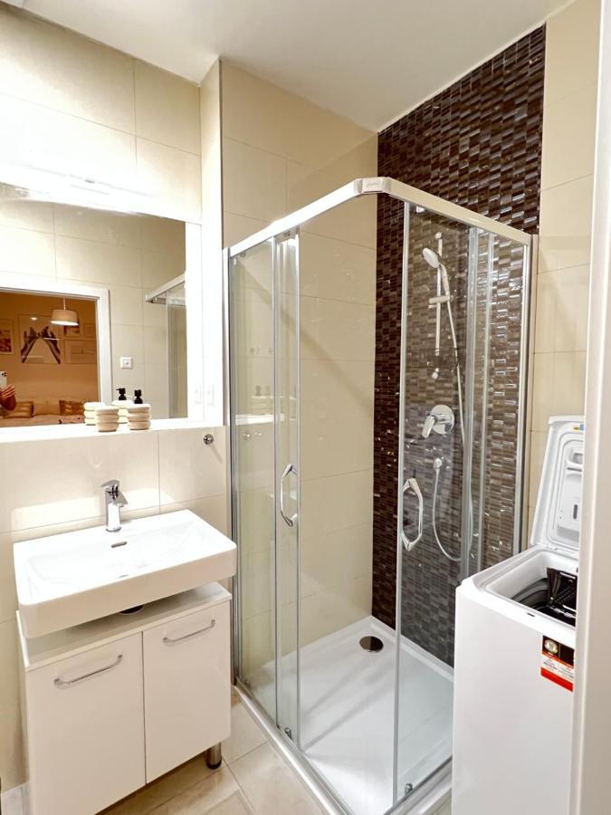 New Apartments Chain Florenc Prague Ngoại thất bức ảnh
