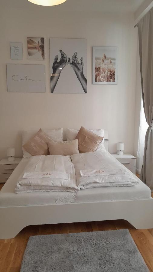 New Apartments Chain Florenc Prague Ngoại thất bức ảnh